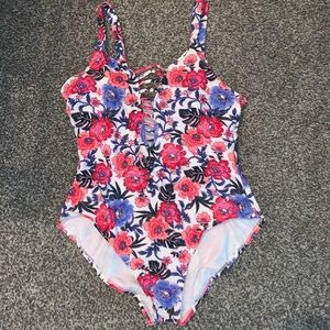 one piece swim suit